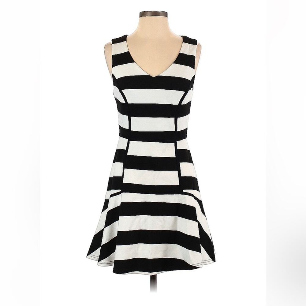 Fable black and white stripe sleeveless dress, NWT small